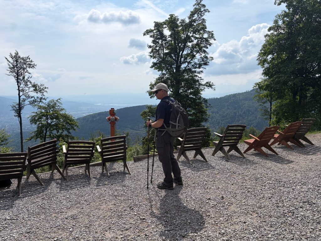 Bielsko-Biała → Szyndzielnia → Klimczok → Szczyrk — one cable car, two mountain shelters, and a long, scenic way down.