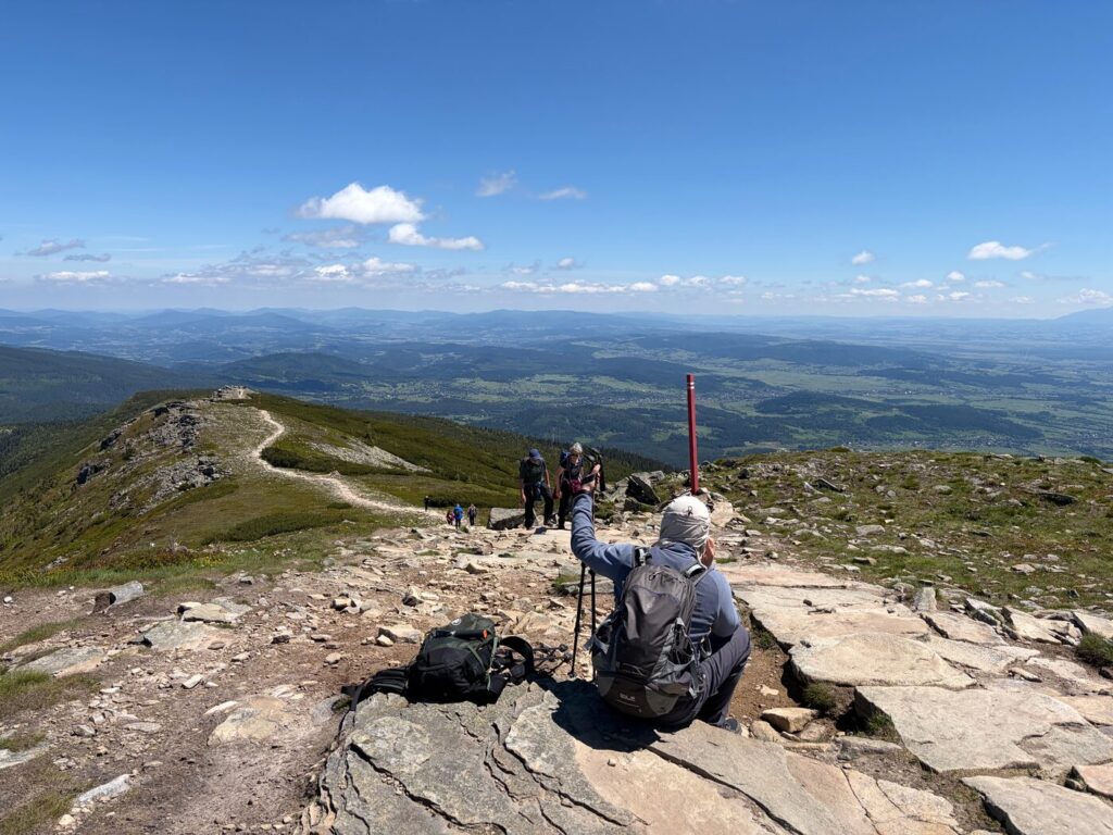 Babia Góra from Przełęcz Krowiarki — the highest, wildest, and toughest of the three routes around Szczyrk.
